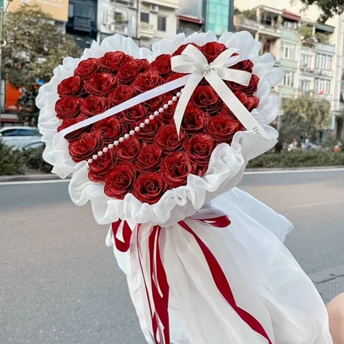 دسته گل روبانی مصنوعی 37 شاخه رز (کد کالا : 03090118)